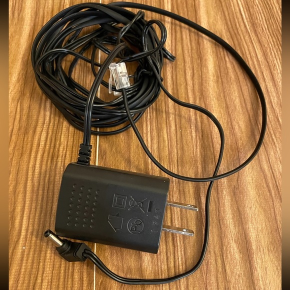 VTech 6.0 White Cordless Telephone W/Caller ID/Call Waiting wall mountable phone - Picture 7 of 13